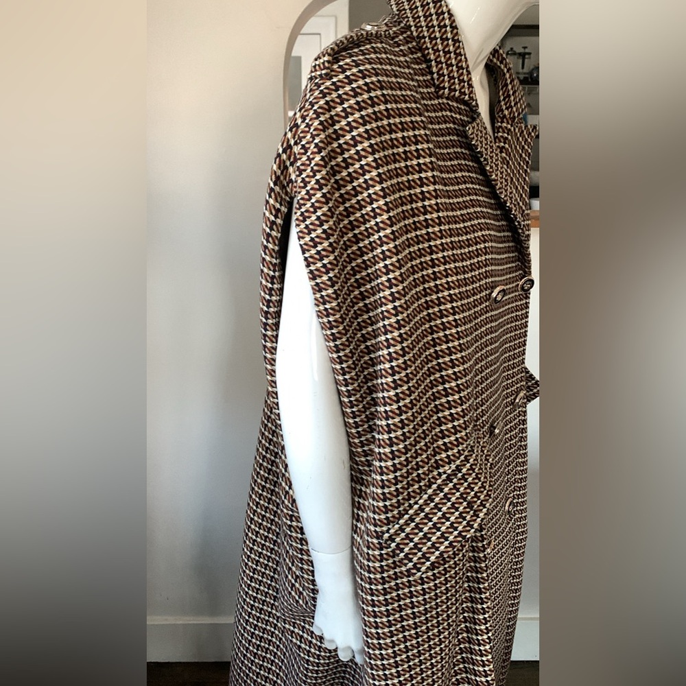 Chic Houndstooth Long Cape size 10-12 - Picture 4 of 9